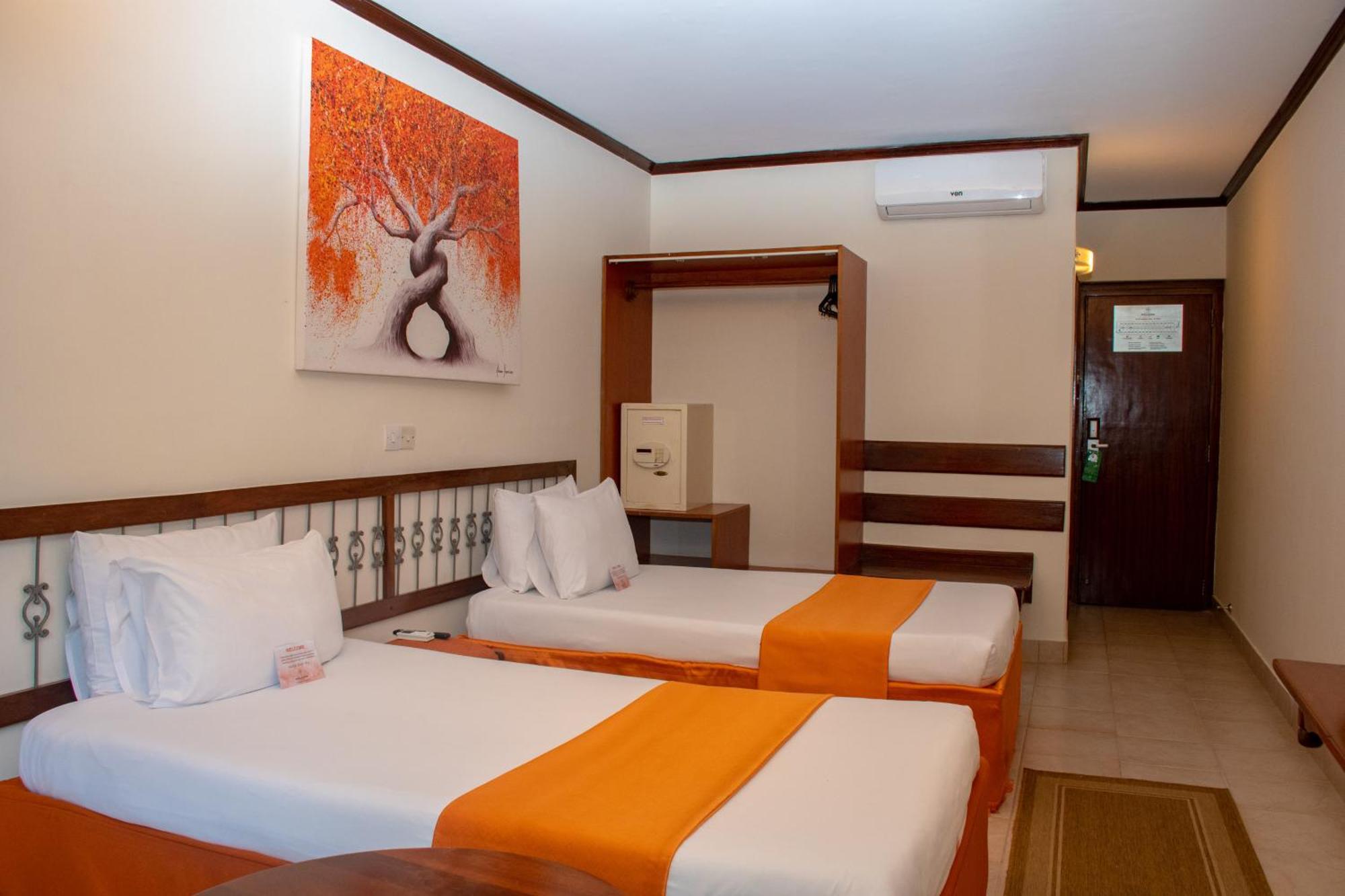 Hotel Boulevard Nairobi, City Centre Cbd エクステリア 写真
